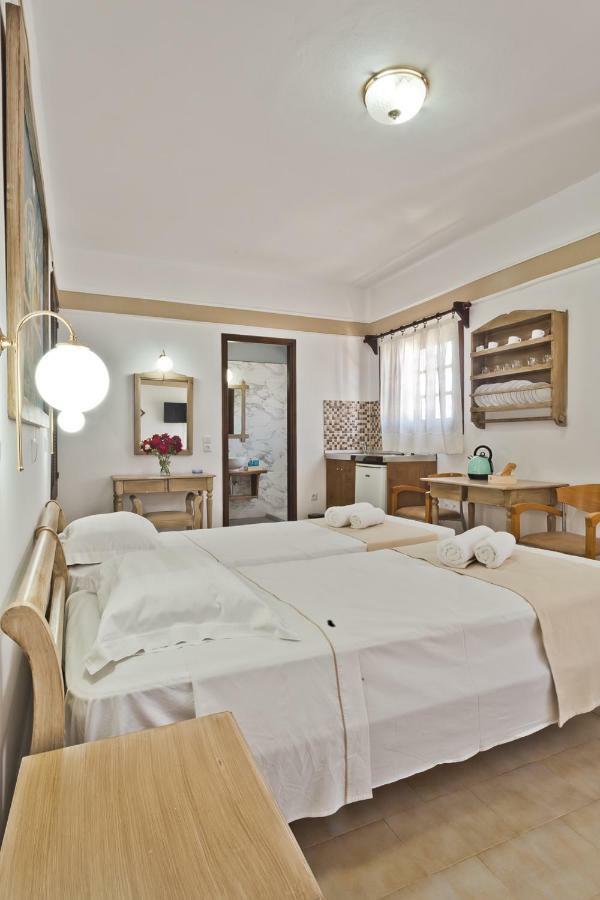 Philoxenia Studios 1 Karpathos Town  Exterior photo